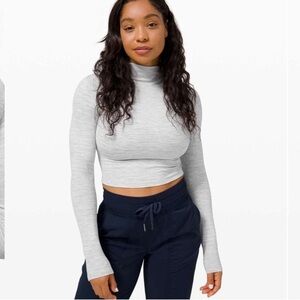 Lululemon Long Sleeve Crop Top Size 12 All Aligned Turtleneck Gray White Gym
